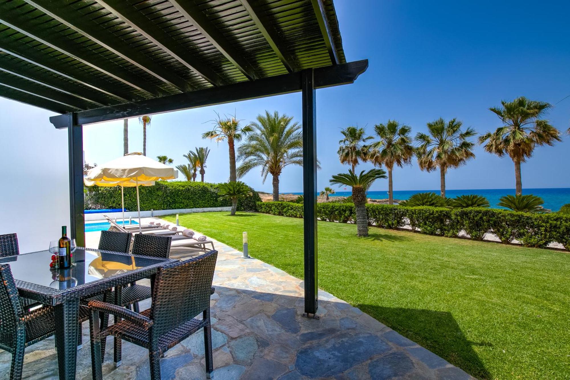 Platzia Beach Villas パ フォス エクステリア 写真