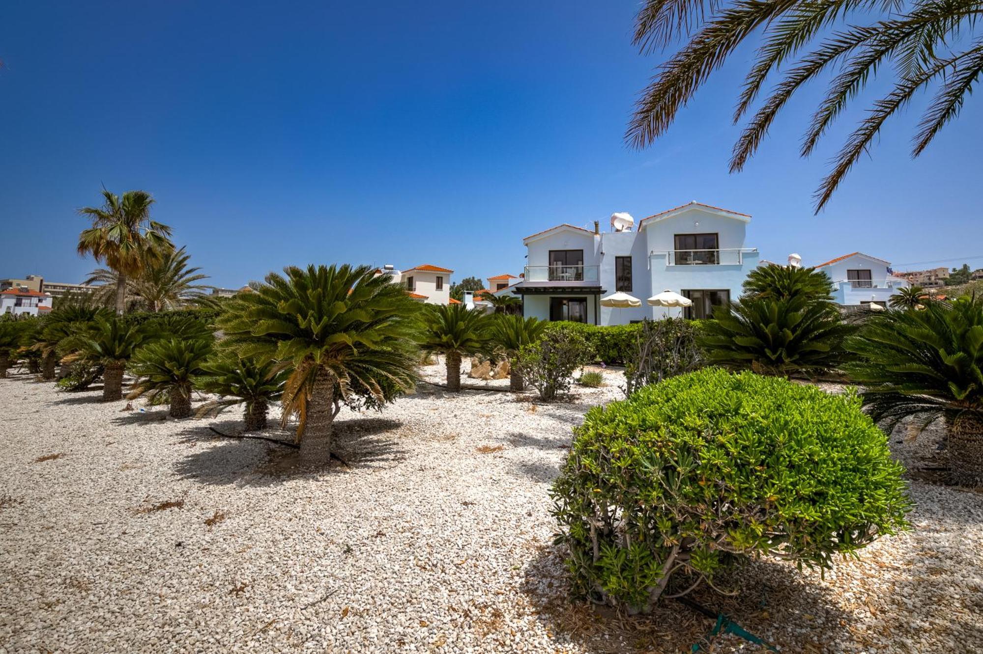 Platzia Beach Villas パ フォス エクステリア 写真