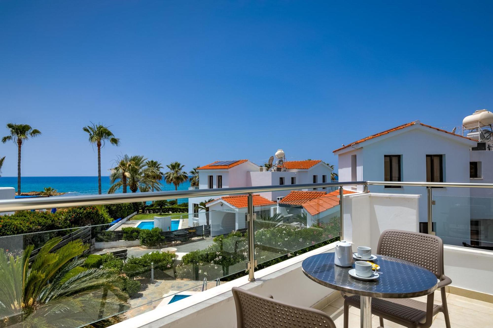 Platzia Beach Villas パ フォス エクステリア 写真